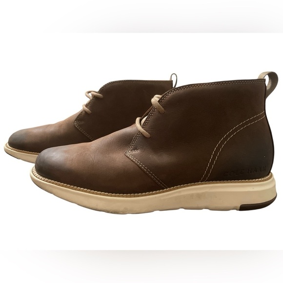 COLE HAAN Grand Atlantic Leather Chukka Boots - Picture 2 of 4